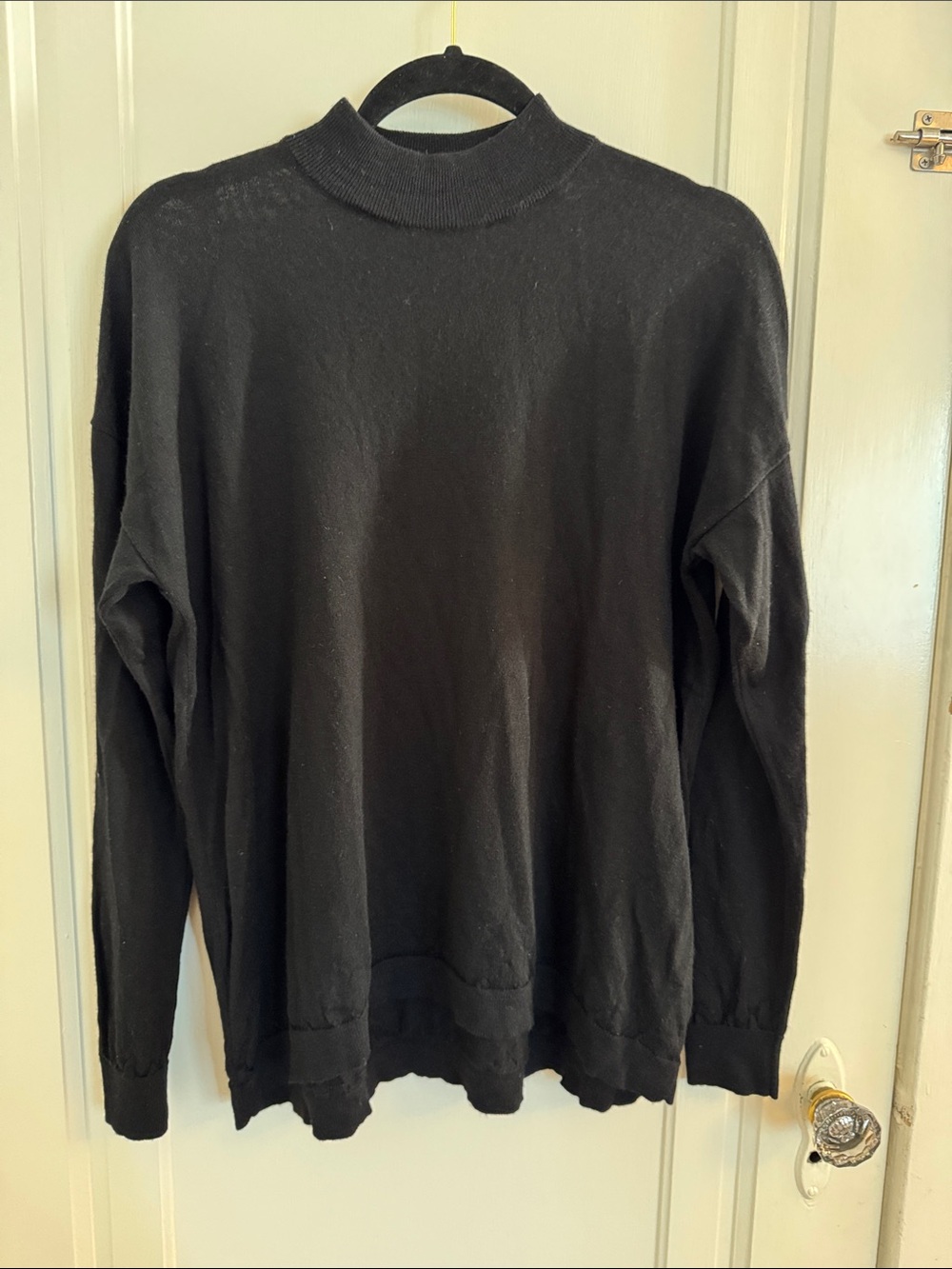 Uniqlo Women's Black Wool Mock neck Sweater